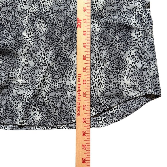 Joie Flowy Womens Silk Leopard Print Blouse Medium - Picture 3 of 6